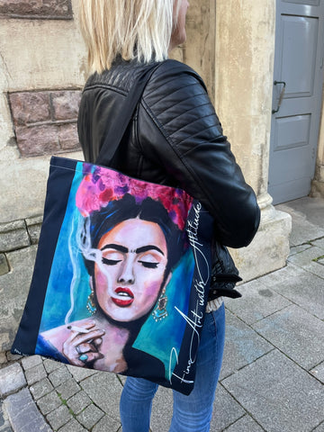 'Smoking Frida' TOTE BAG by Marta Hutt
